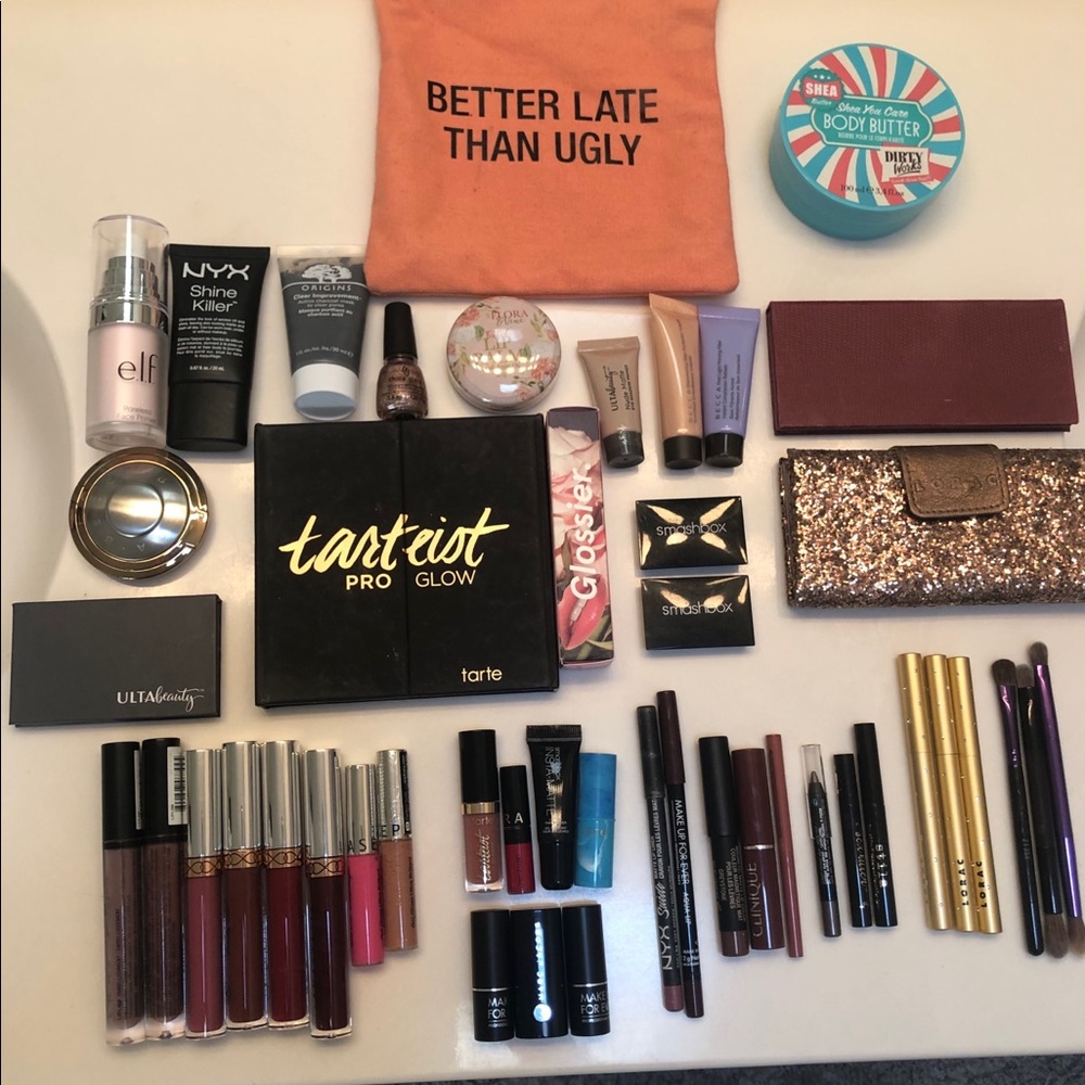 Makeup bundle